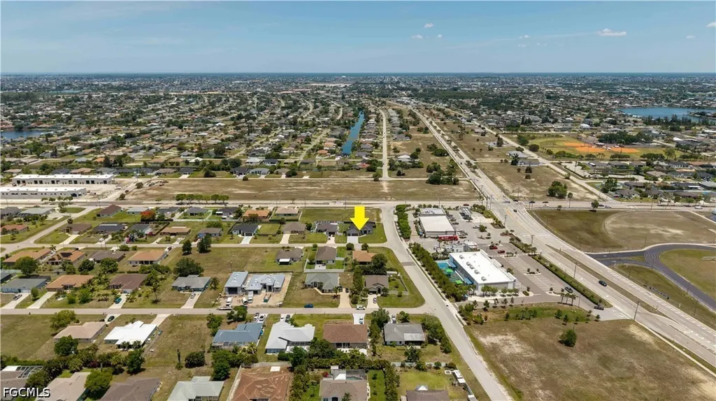 819 SW 16th Terrace Cape Coral FL 33991