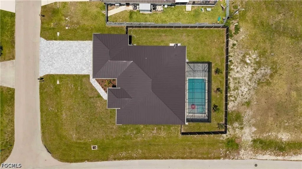 819 SW 16th Terrace Cape Coral FL 33991