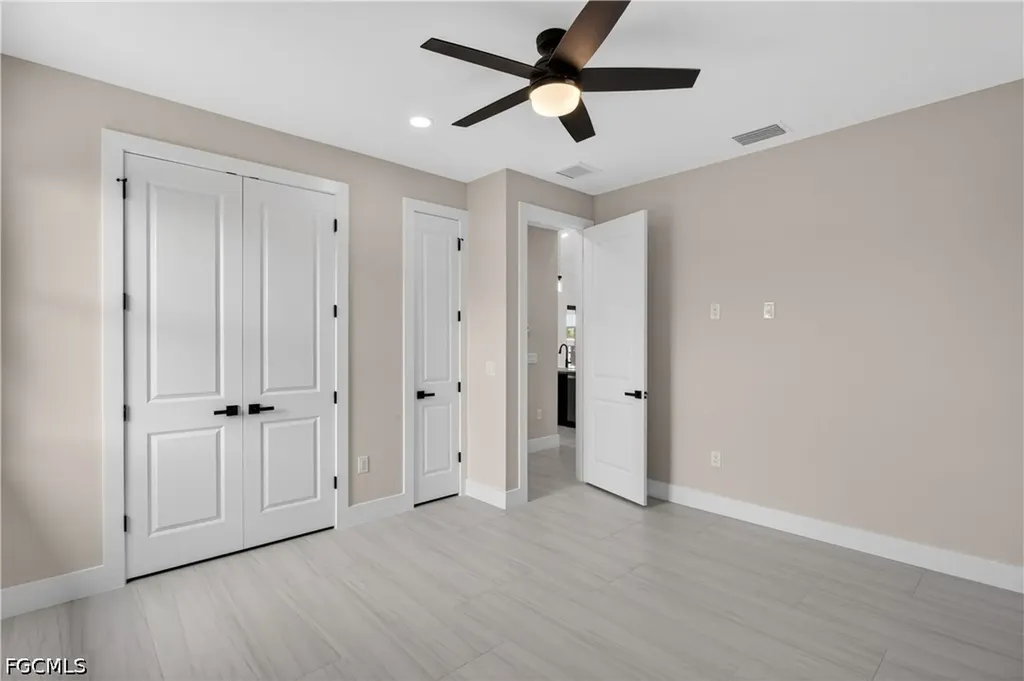 819 SW 16th Terrace Cape Coral FL 33991