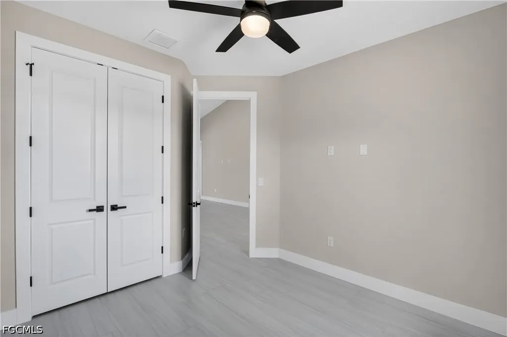 819 SW 16th Terrace Cape Coral FL 33991