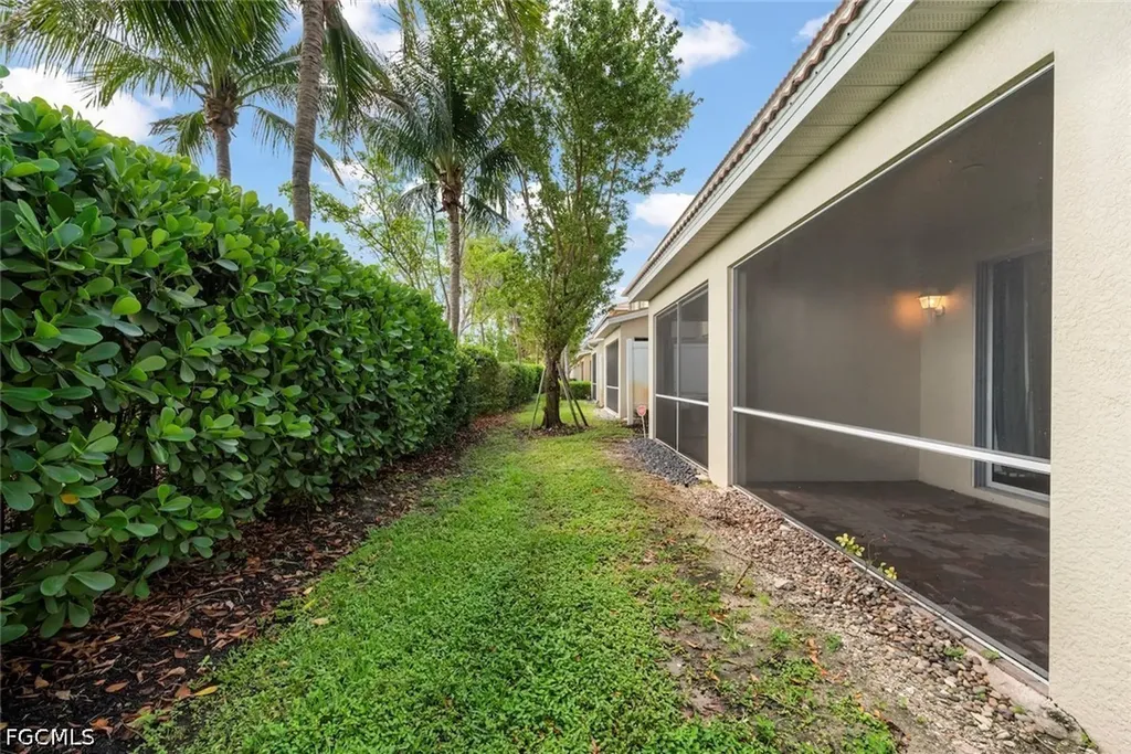 10864 Alvara Way Bonita Springs FL 34135