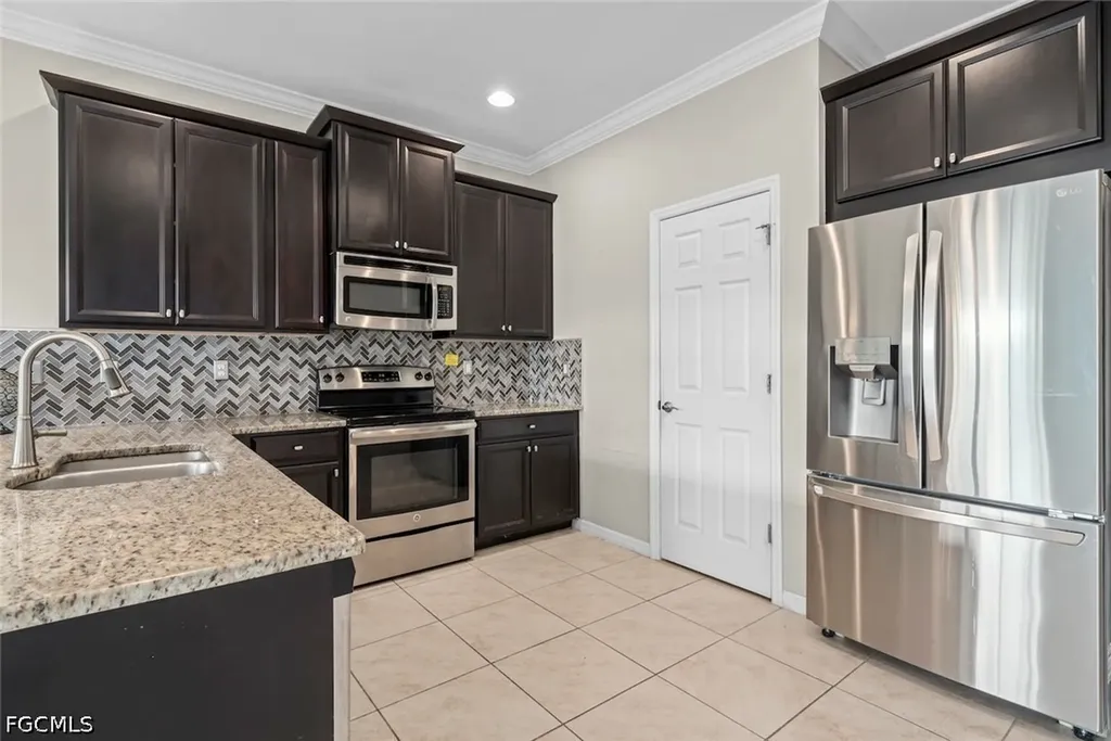 10864 Alvara Way Bonita Springs FL 34135