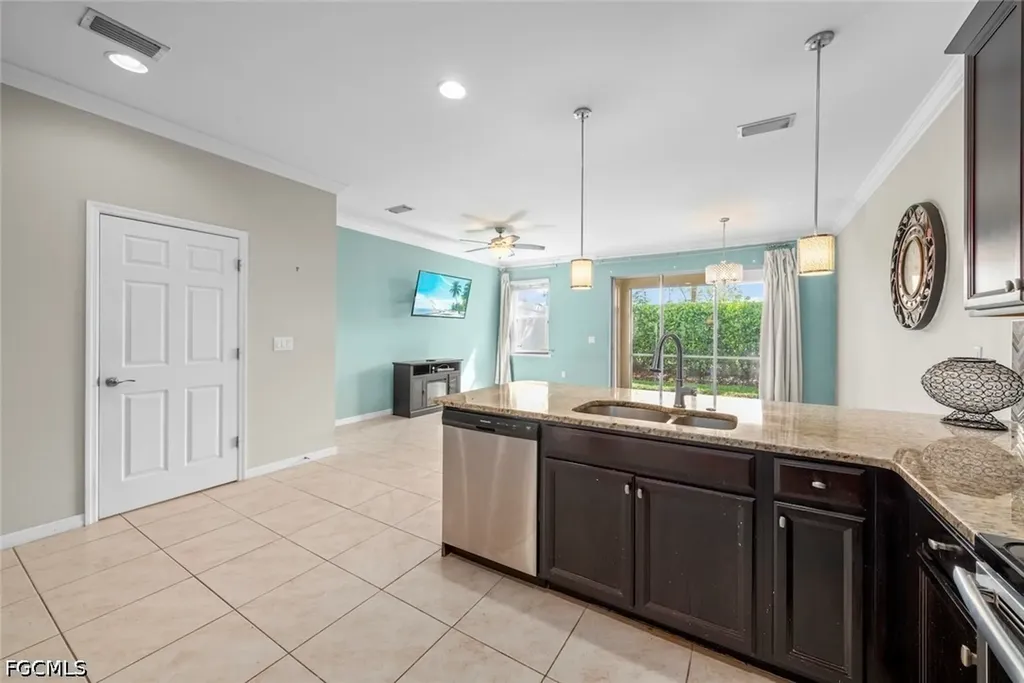 10864 Alvara Way Bonita Springs FL 34135