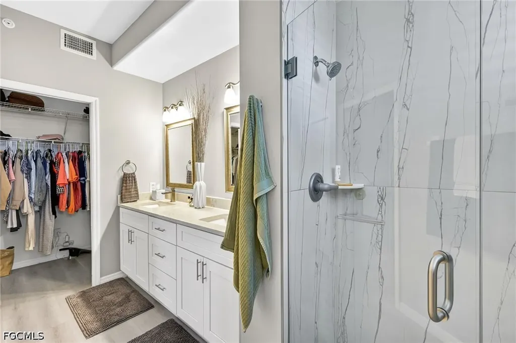 9190 Southmont Cove Fort Myers FL 33908