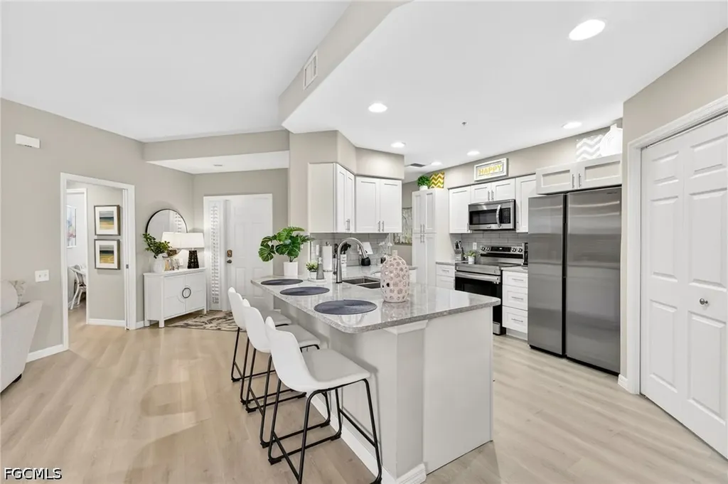 9190 Southmont Cove Fort Myers FL 33908