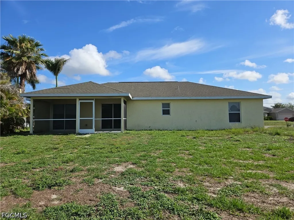4021 28th Street SW Lehigh Acres FL 33976