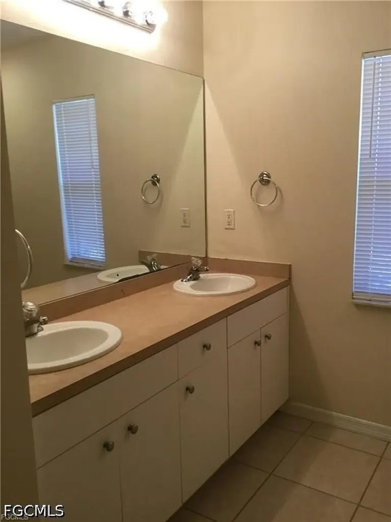 4021 28th Street SW Lehigh Acres FL 33976
