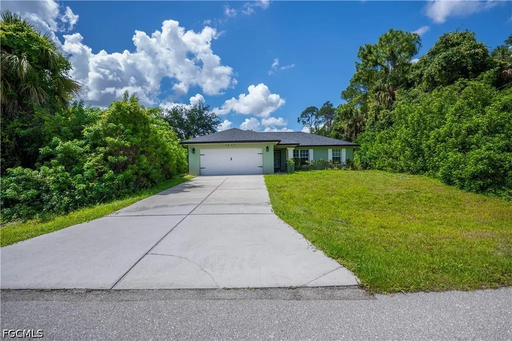 3837 Hillandale Street Fort Myers FL 33905