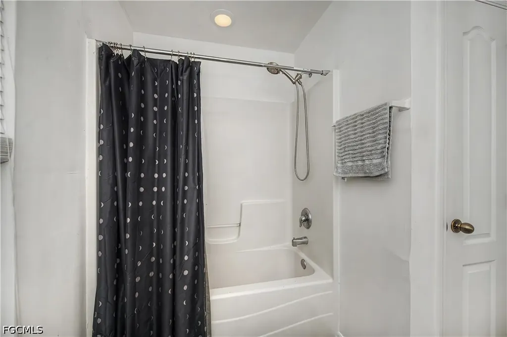 3837 Hillandale Street Fort Myers FL 33905