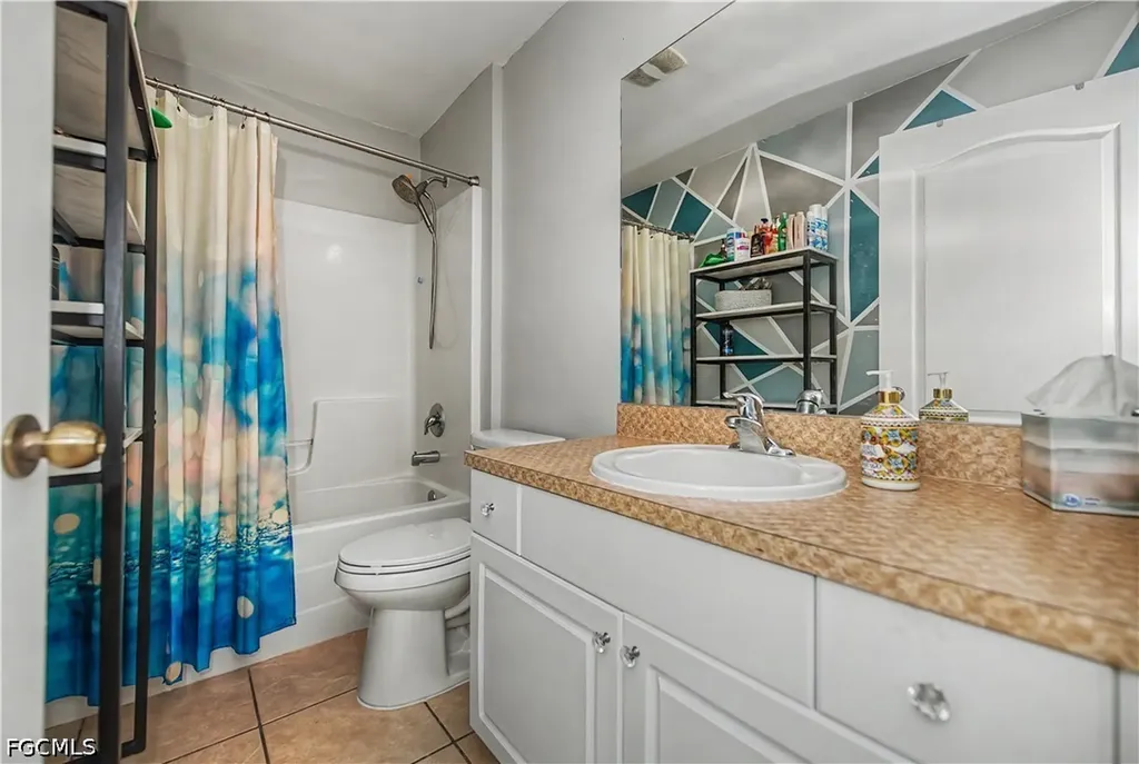 3837 Hillandale Street Fort Myers FL 33905