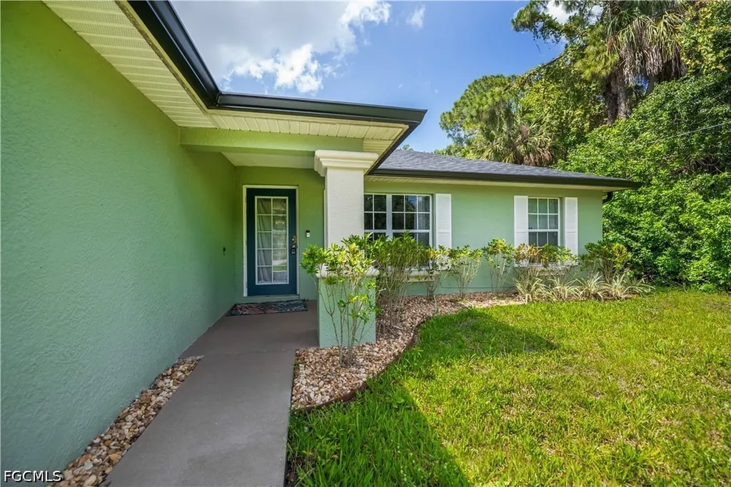 3837 Hillandale Street Fort Myers FL 33905