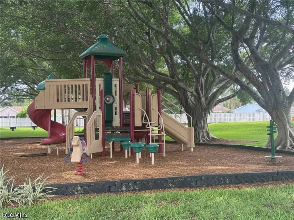 15091 Lakeside View Drive Fort Myers FL 33919