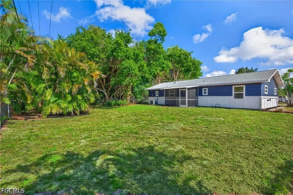 2300 Crystal Drive Fort Myers FL 33907