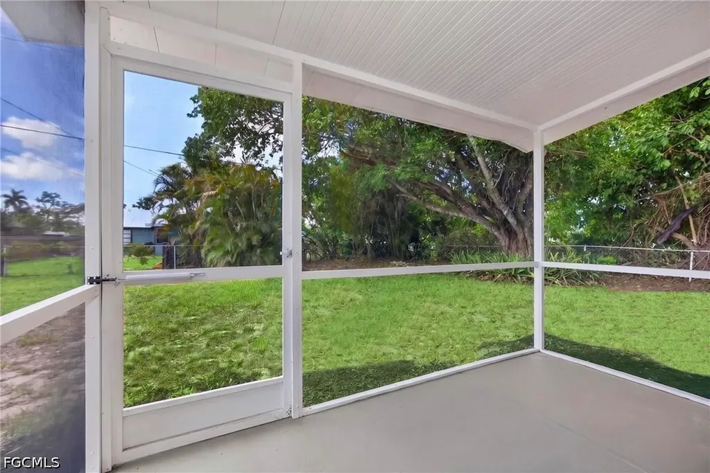 2300 Crystal Drive Fort Myers FL 33907