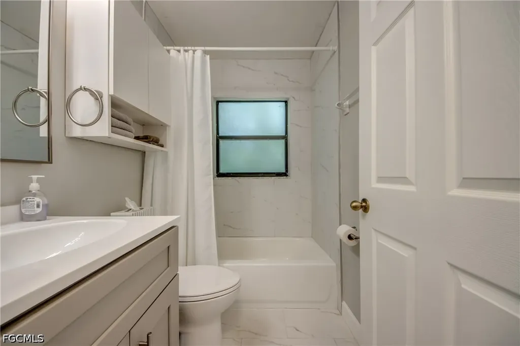 15472 Admiralty Circle North Fort Myers FL 33917