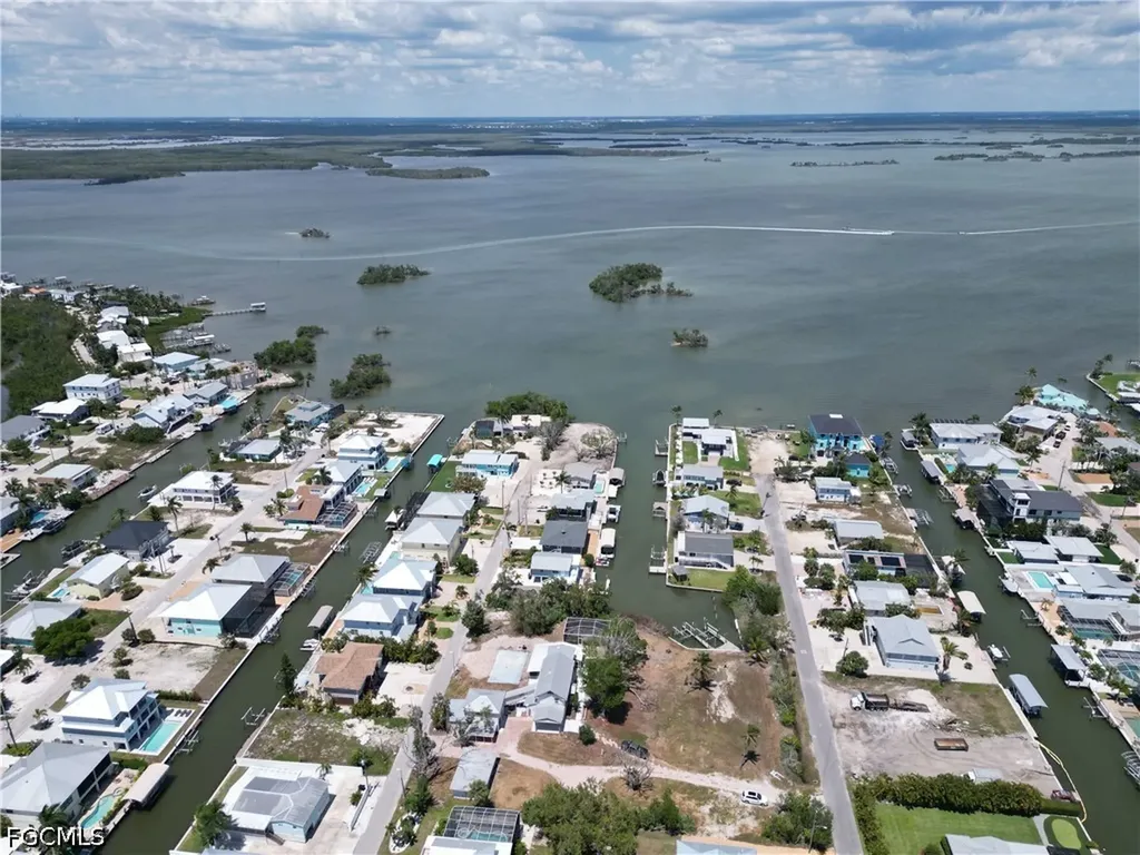 175 Bahia Viaduct Fort Myers Beach FL 33931