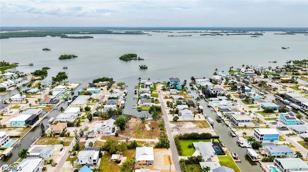175 Bahia Viaduct Fort Myers Beach FL 33931