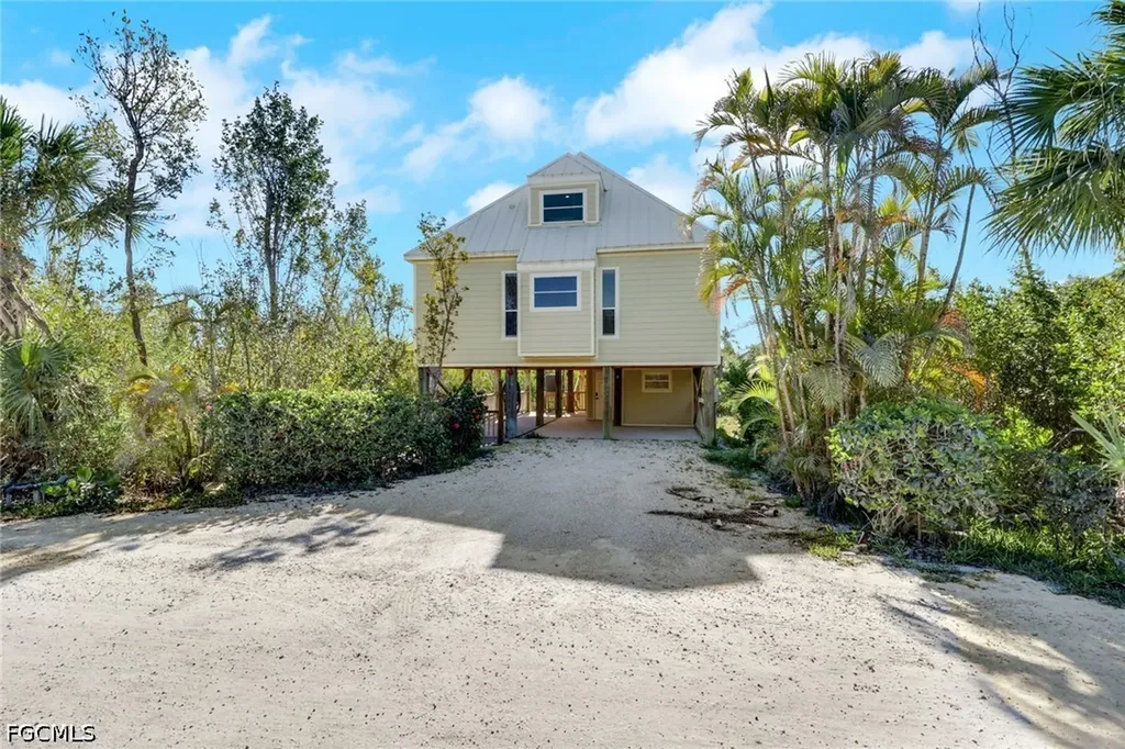 4452 Gulf Pines Drive Sanibel FL 33957