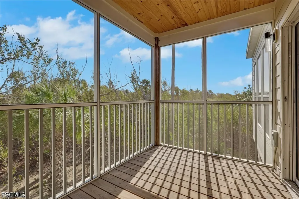 4452 Gulf Pines Drive Sanibel FL 33957