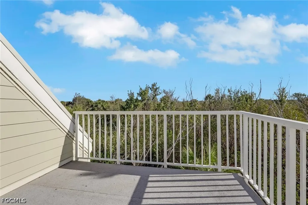 4452 Gulf Pines Drive Sanibel FL 33957
