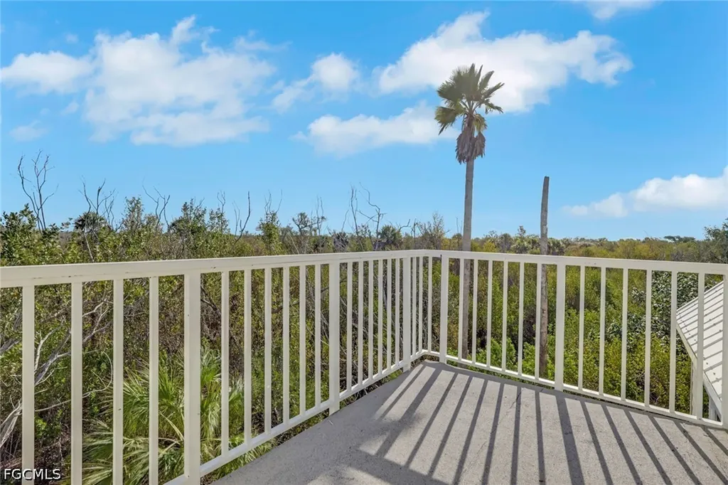 4452 Gulf Pines Drive Sanibel FL 33957