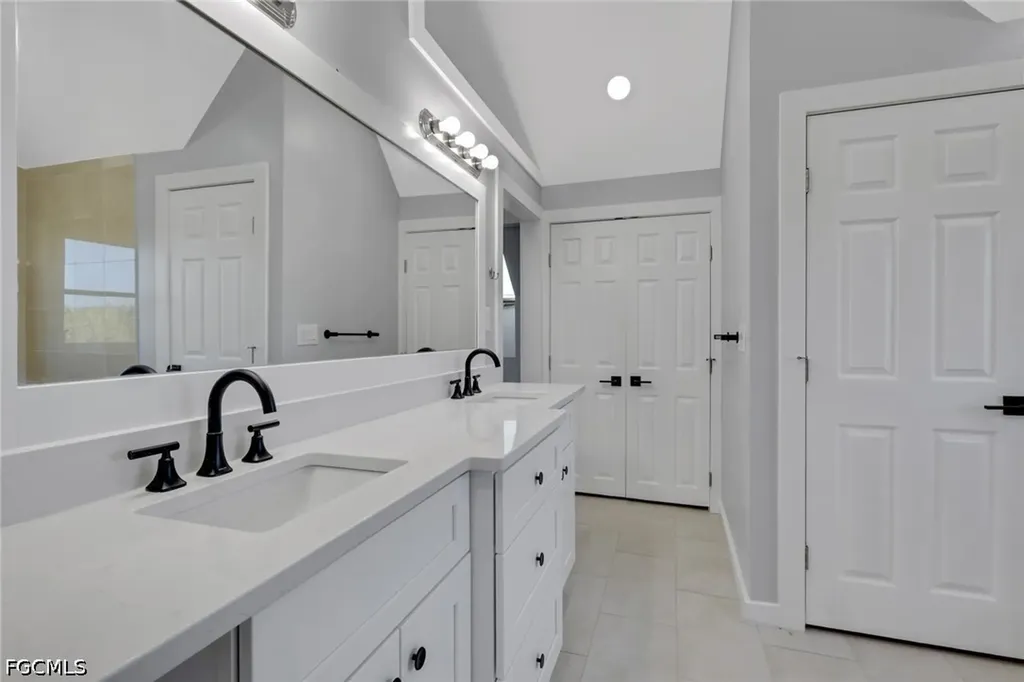 4452 Gulf Pines Drive Sanibel FL 33957