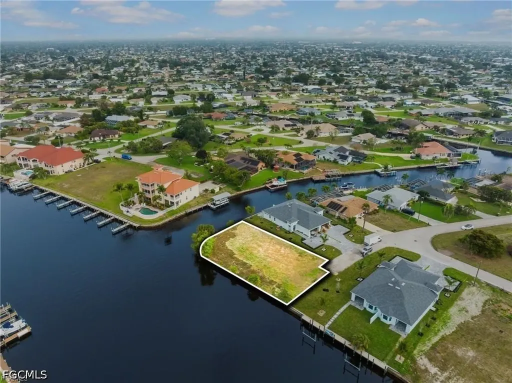 1101 SE 38th Street Cape Coral FL 33904