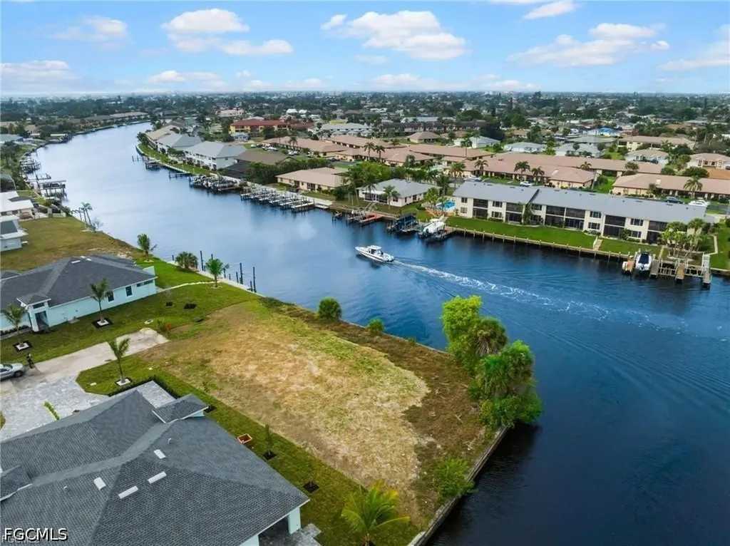 1101 SE 38th Street Cape Coral FL 33904