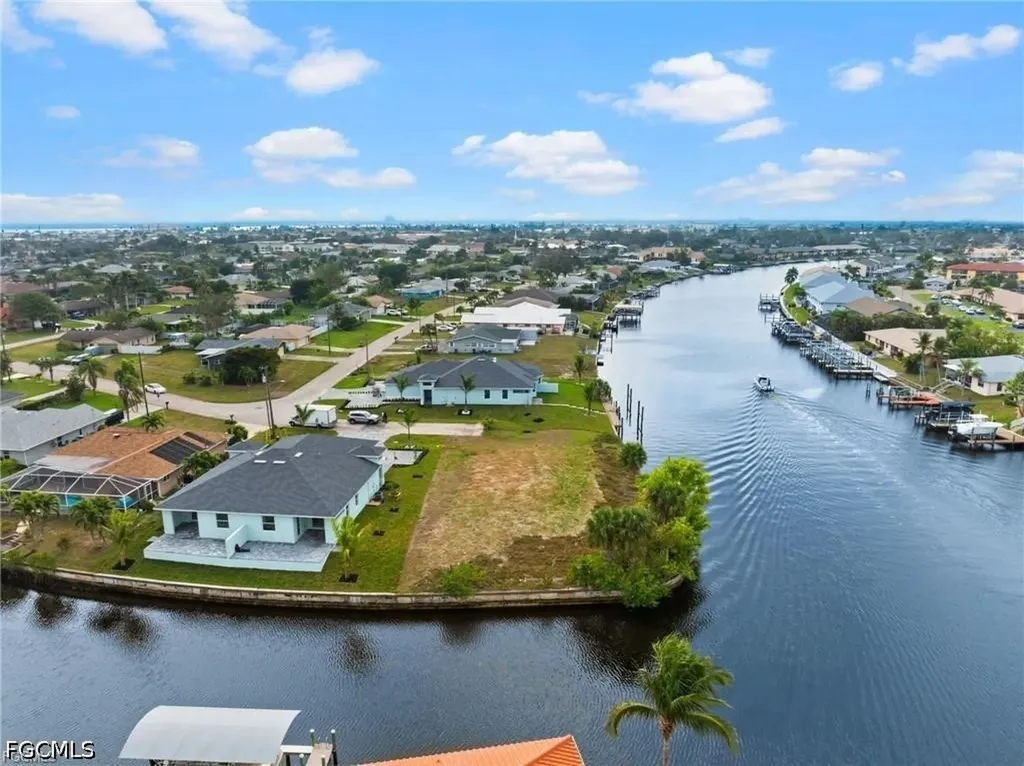1101 SE 38th Street Cape Coral FL 33904