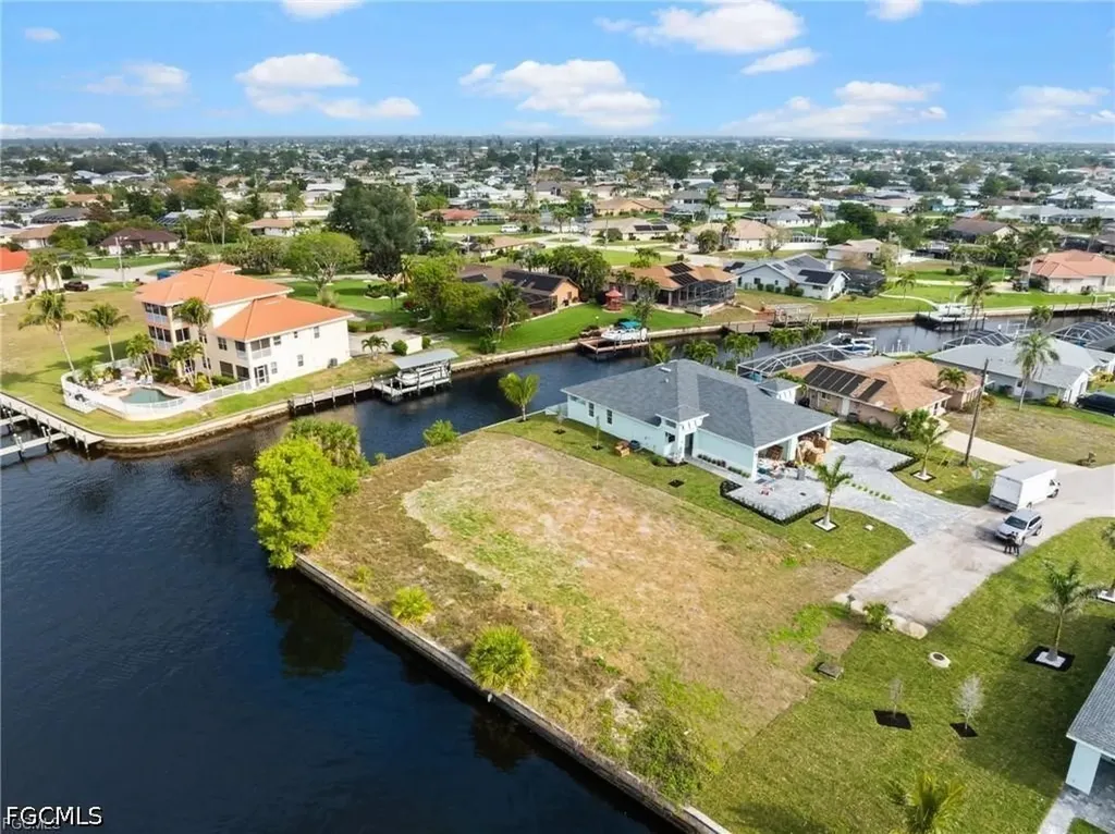 1101 SE 38th Street Cape Coral FL 33904
