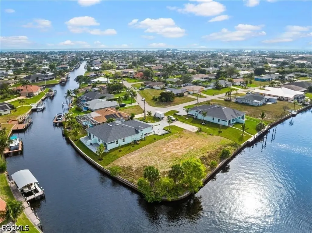 1101 SE 38th Street Cape Coral FL 33904
