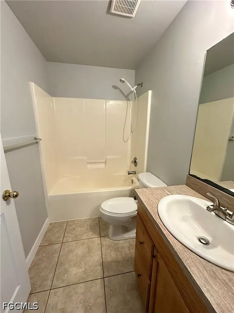 4743 14th Street SW Lehigh Acres FL 33973