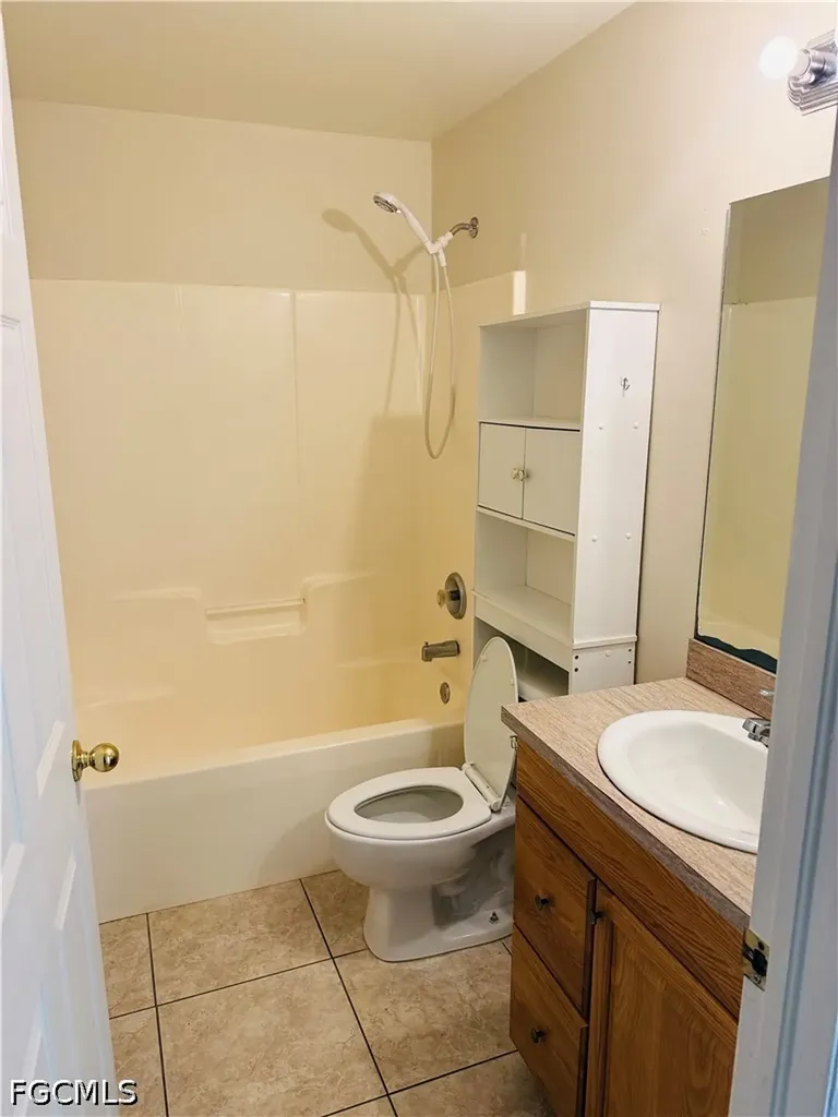 4743 14th Street SW Lehigh Acres FL 33973