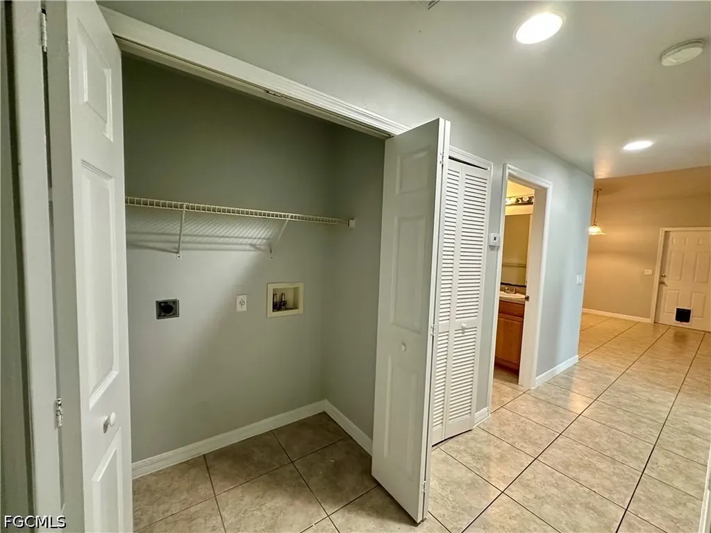 4743 14th Street SW Lehigh Acres FL 33973