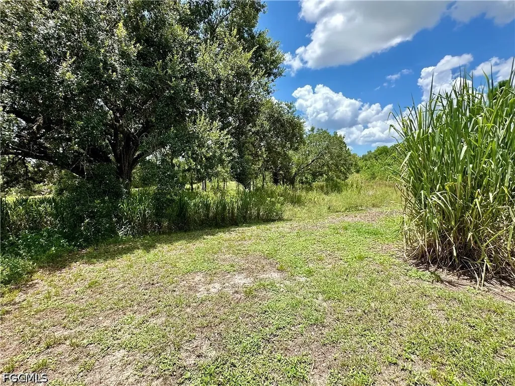 4743 14th Street SW Lehigh Acres FL 33973