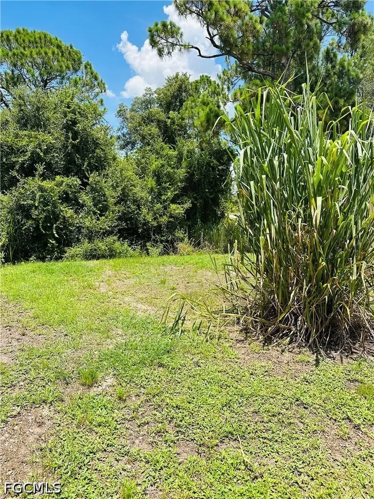 4743 14th Street SW Lehigh Acres FL 33973