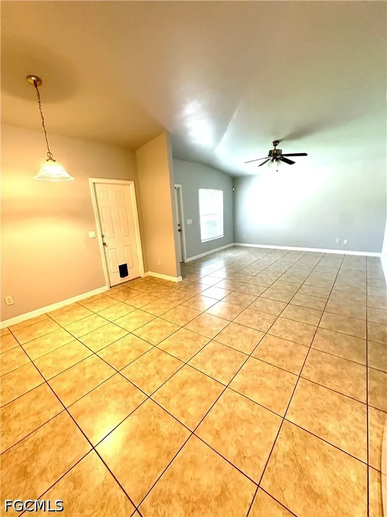 4743 14th Street SW Lehigh Acres FL 33973