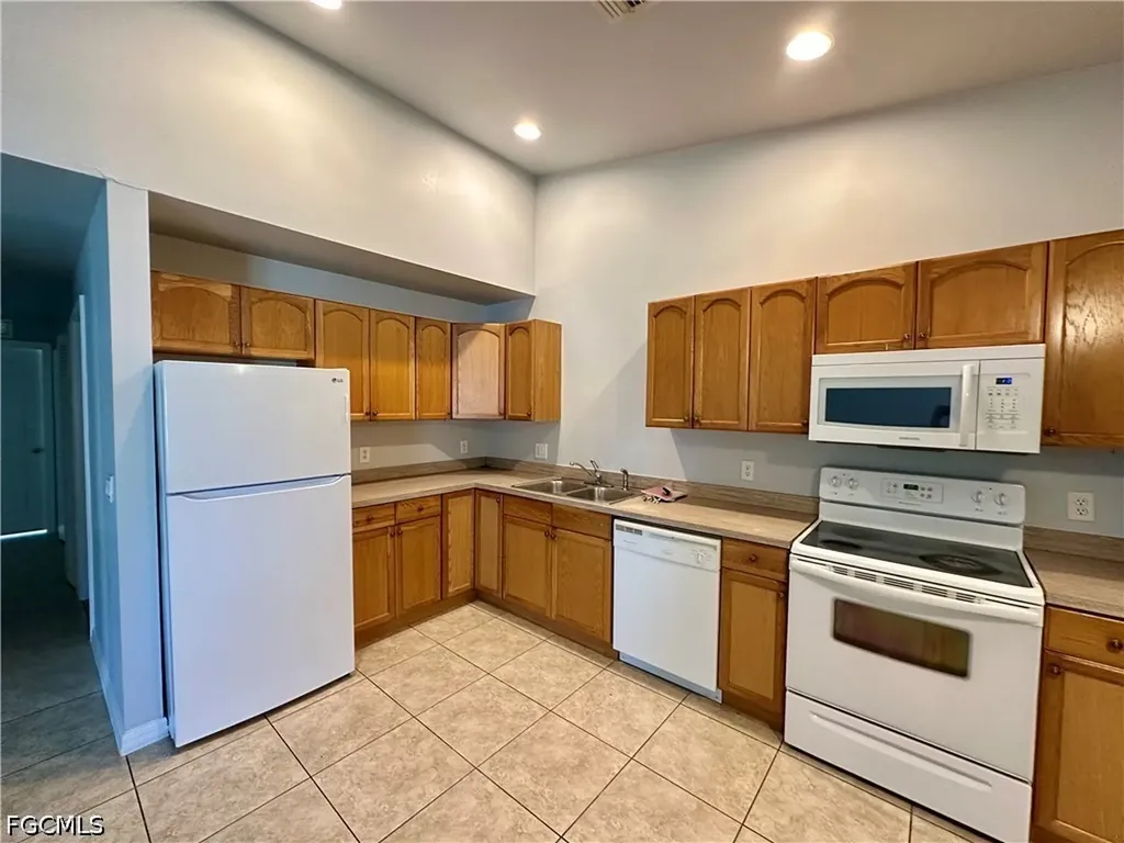 4743 14th Street SW Lehigh Acres FL 33973