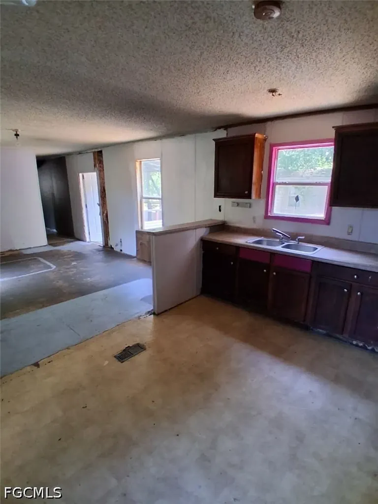 5432 Dover Avenue Pensacola FL 32526
