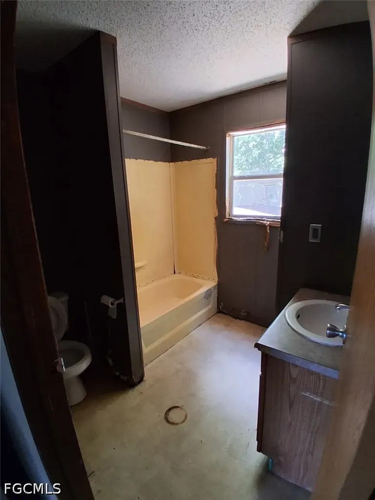 5432 Dover Avenue Pensacola FL 32526