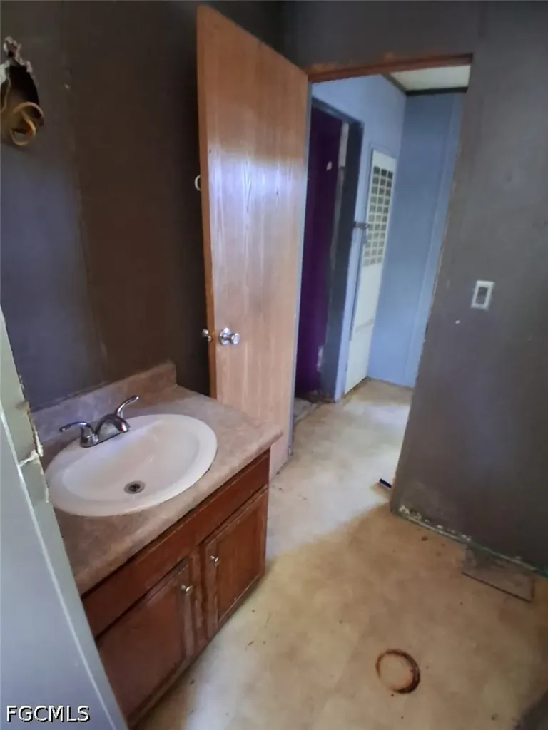 5432 Dover Avenue Pensacola FL 32526