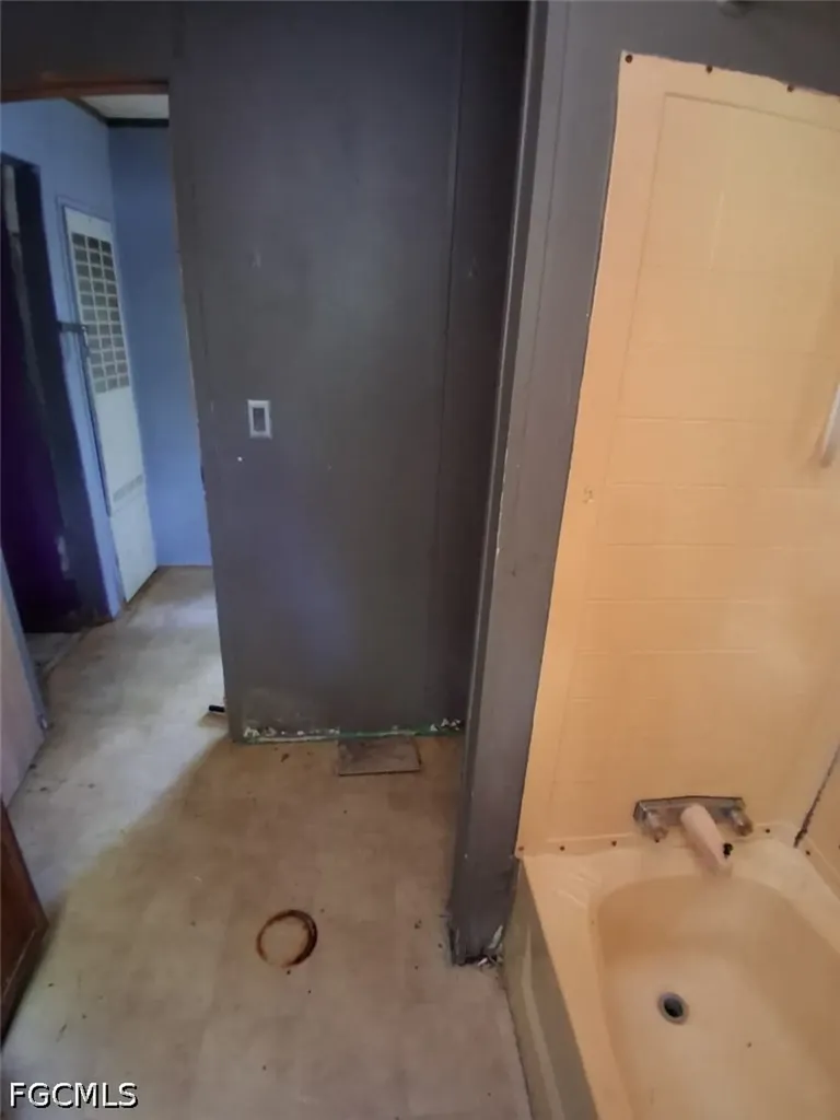 5432 Dover Avenue Pensacola FL 32526