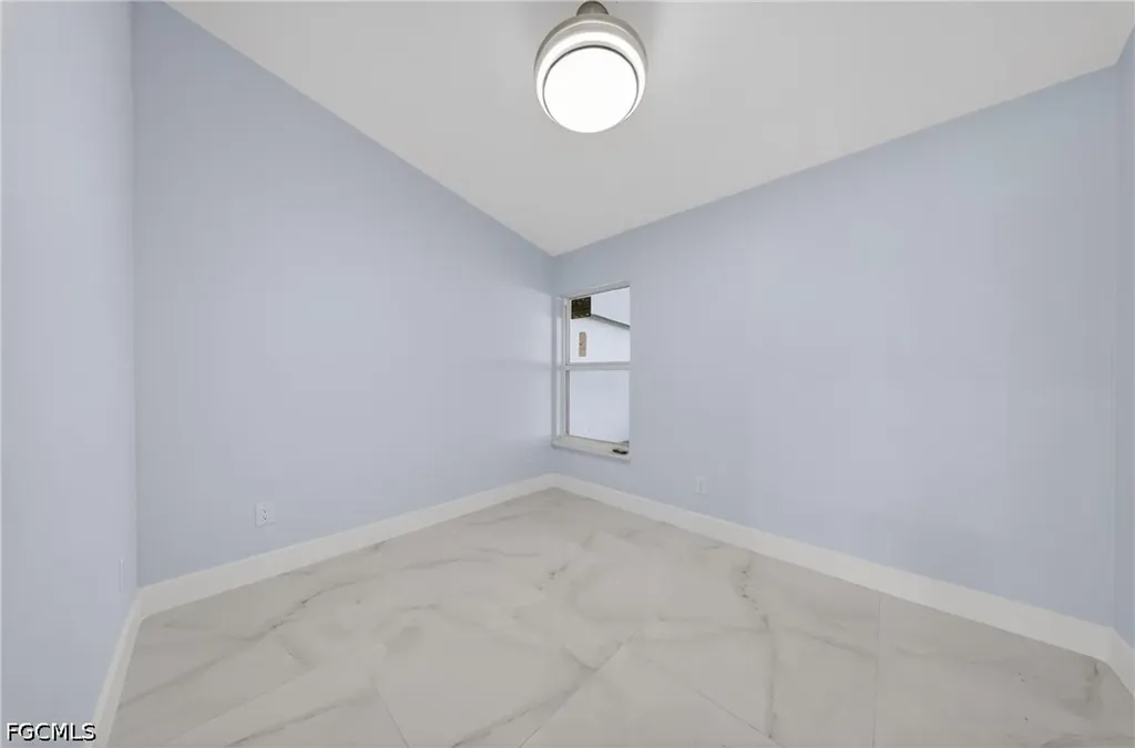 1412 NE 1st Street Cape Coral FL 33909