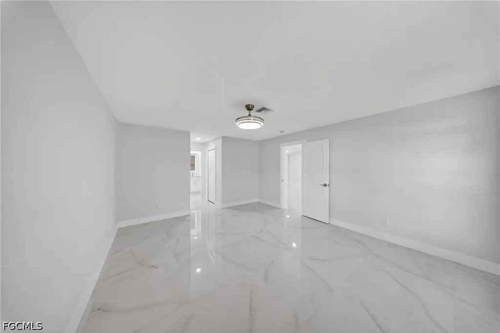 1412 NE 1st Street Cape Coral FL 33909