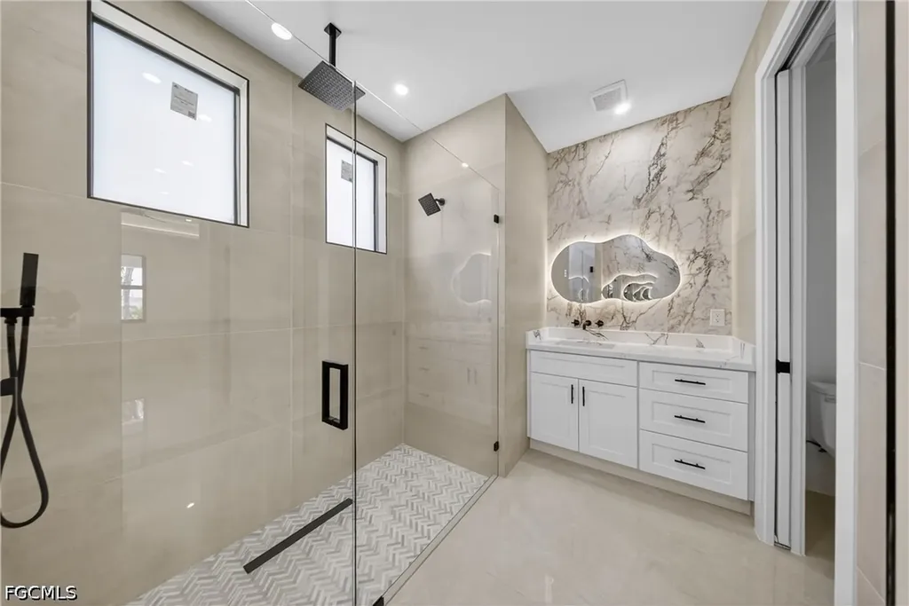 1412 NE 1st Street Cape Coral FL 33909