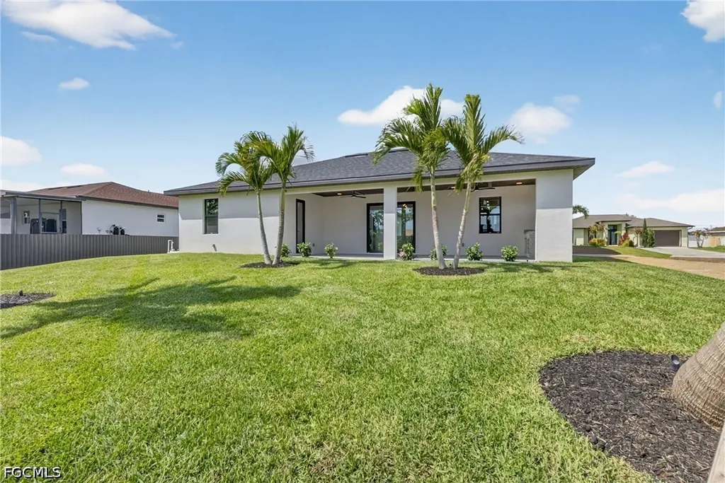 1412 NE 1st Street Cape Coral FL 33909