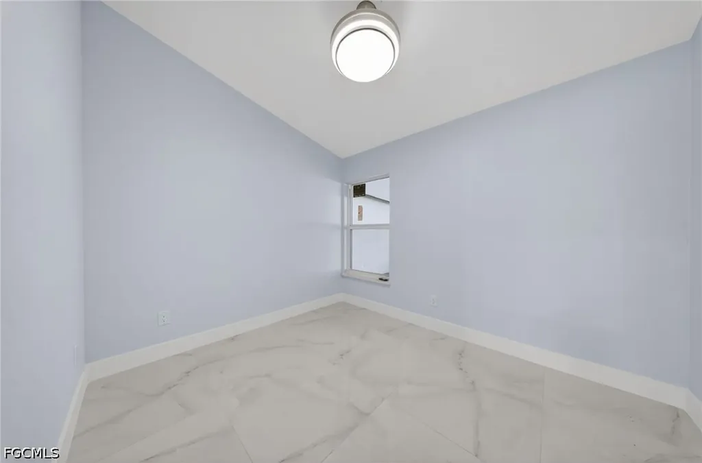 1412 NE 1st Street Cape Coral FL 33909