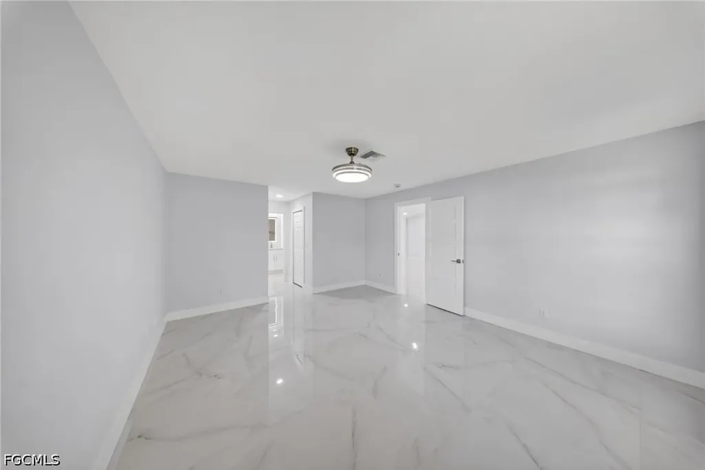 1412 NE 1st Street Cape Coral FL 33909