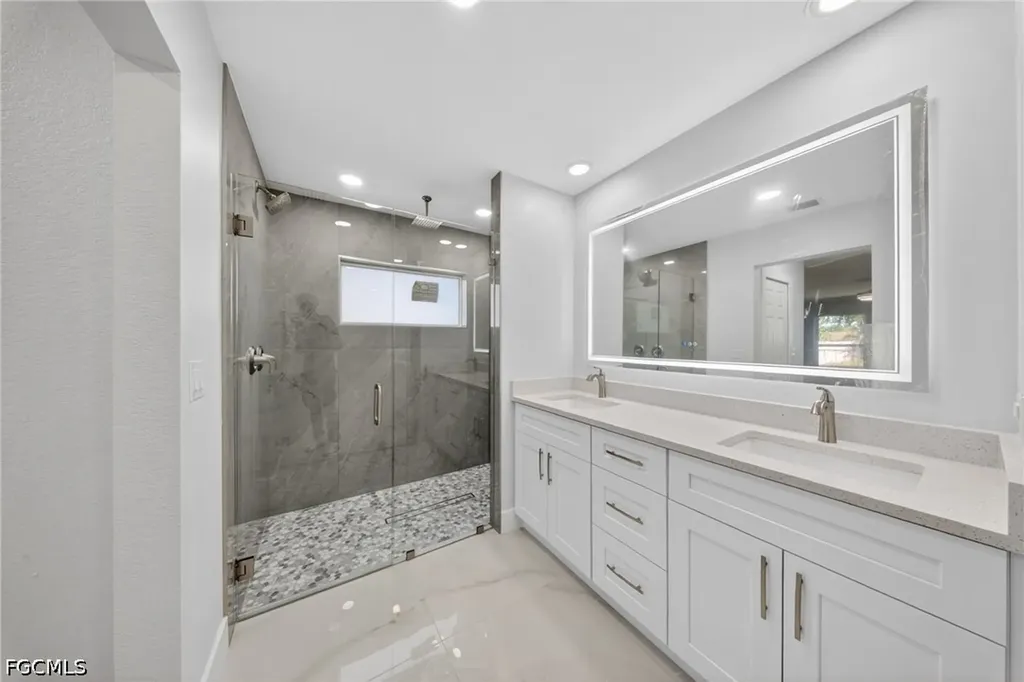 1412 NE 1st Street Cape Coral FL 33909