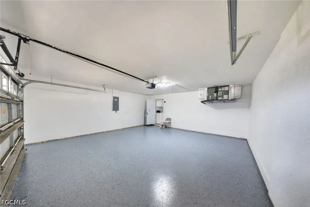 1412 NE 1st Street Cape Coral FL 33909
